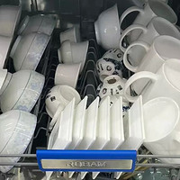 老板B66X洗碗机是一款集洗涤、消毒、烘干等功能于一体的嵌入式全自动家用洗碗机。