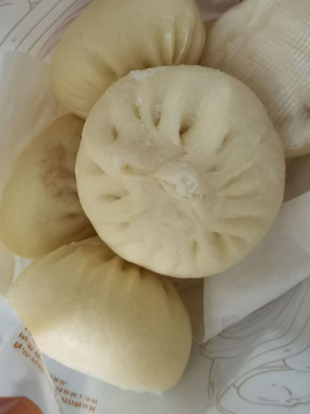 桃花点点鲜汁肉包