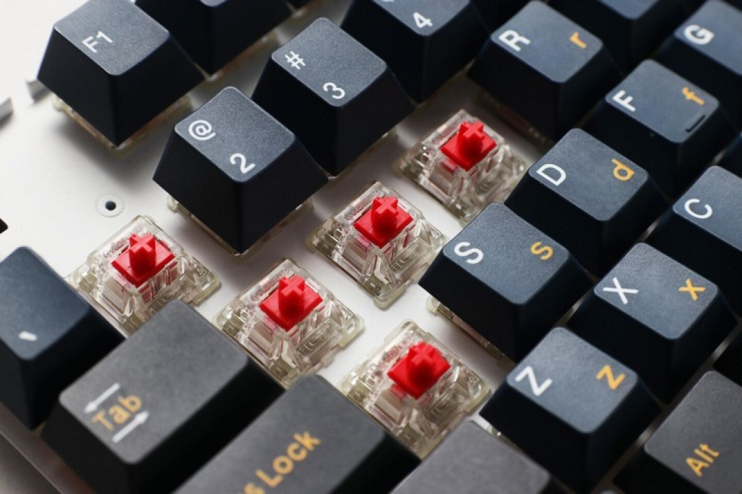 吉利鸭 Ducky 发布 One 3 Pro 纳斯卡线和 Zero 6108 三模无线机械键盘