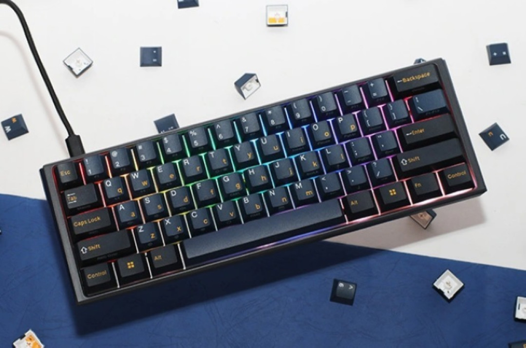 吉利鸭 Ducky 发布 One 3 Pro 纳斯卡线和 Zero 6108 三模无线机械键盘