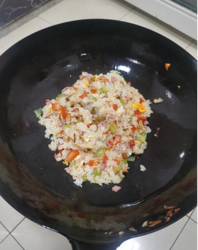 东威炒锅
