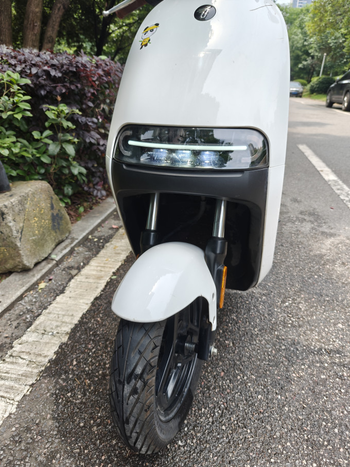 九号电动车整车