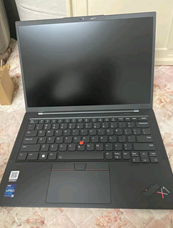 ThinkPad X1 Carbon 联想 14英寸高性能商务轻薄笔记本电脑13代英特尔酷睿处理器LTE全时互联 