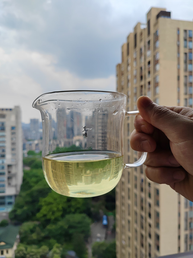 狗枯脑茶？像极了小家碧玉闺秀！
