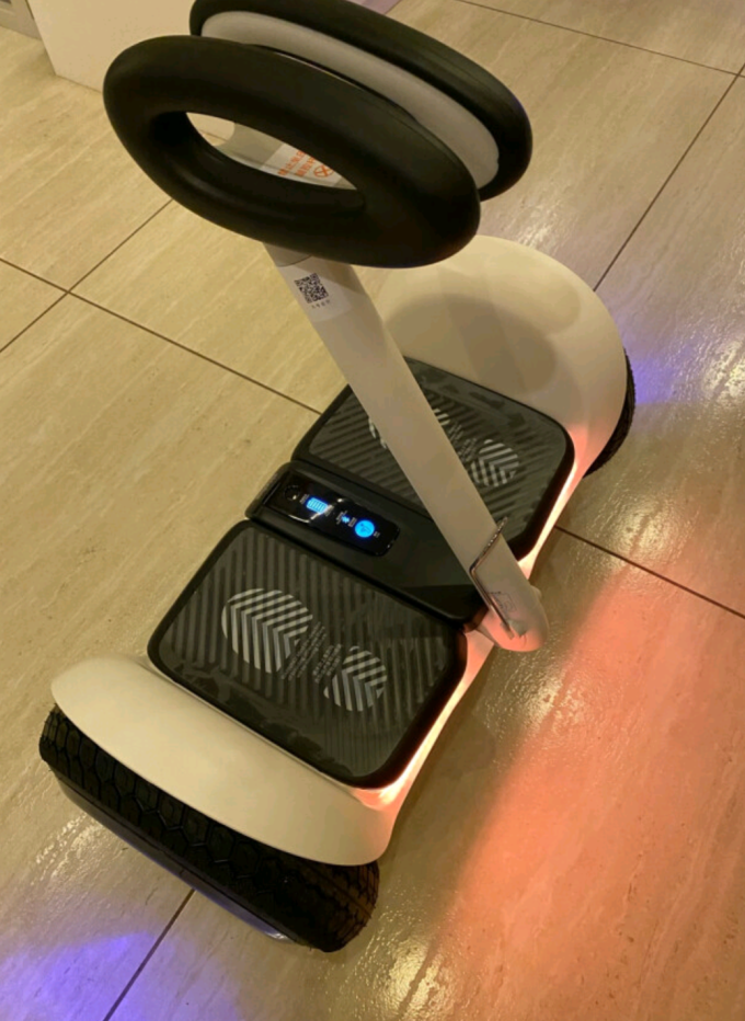 ninebot九号平衡车成人l8多模式操控10英寸越野轮胎9号电动车体感车