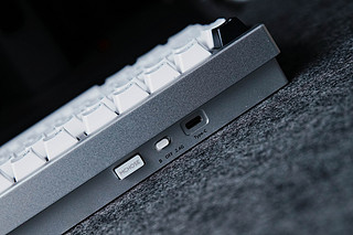 4斤重的铝坨坨客制化机械键盘只卖399元？那必须冲一台！迈从GX87开箱评测