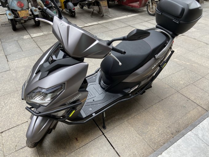 豪爵摩托车整车
