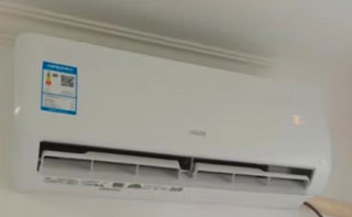 奥克斯(AUX)1.5匹空调 新一级能效 节能省电变频冷暖 低噪自清洁 独立除湿 家用卧室壁挂式空调挂机33PQK