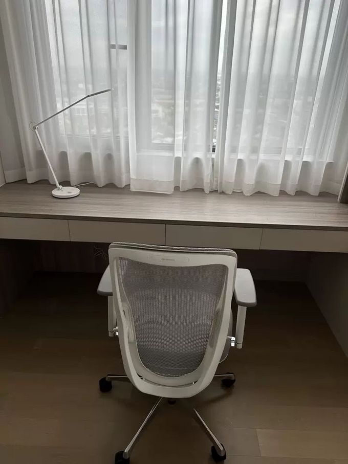 冈村电脑椅