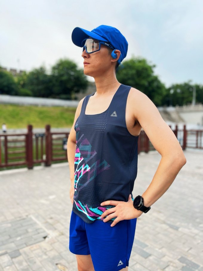 李宁运动服饰
