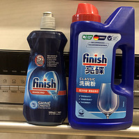 亮碟最均性价比的搭配：洗碗粉和漂洗剂。