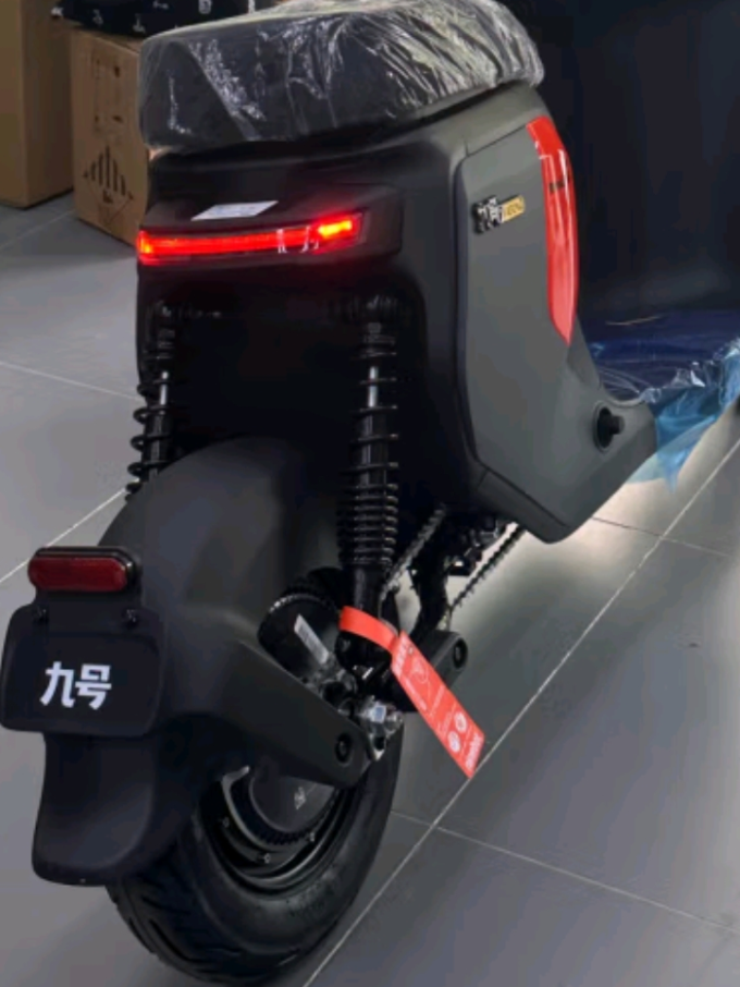 九号电动车远行者f90m