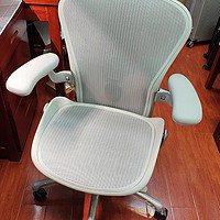 赫曼米勒Aeron 2代人体工学椅