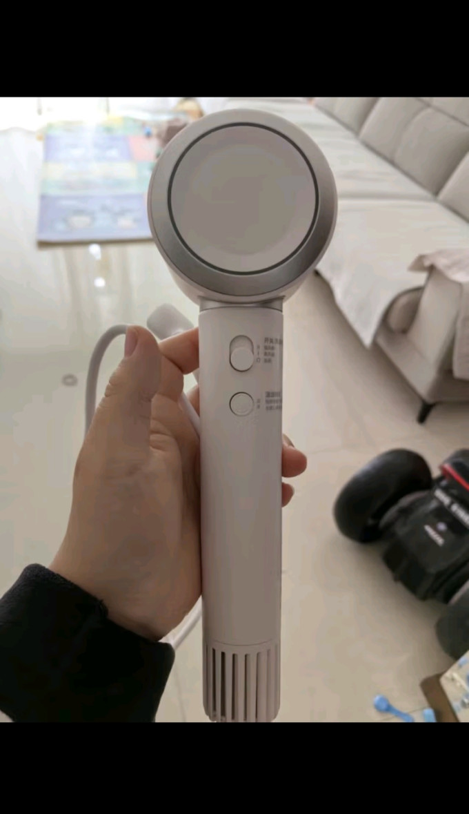 电吹风