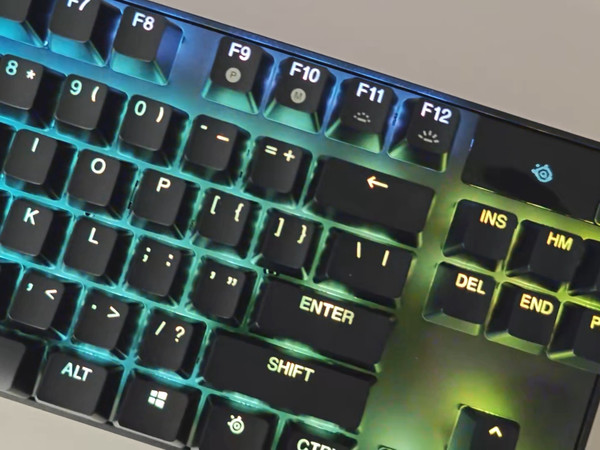 磁轴办公游戏利器 - 赛睿Apex Pro TKL