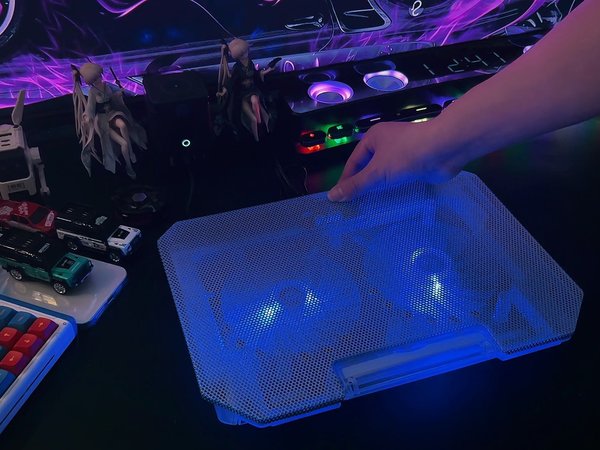 2024新款笔记本散热器超炫酷透明底座探索版！天气那么热你的笔记本还不买一个散散热吗