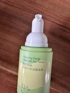 兔头妈妈儿童云感泡沫洗面奶，和如水般的温和！