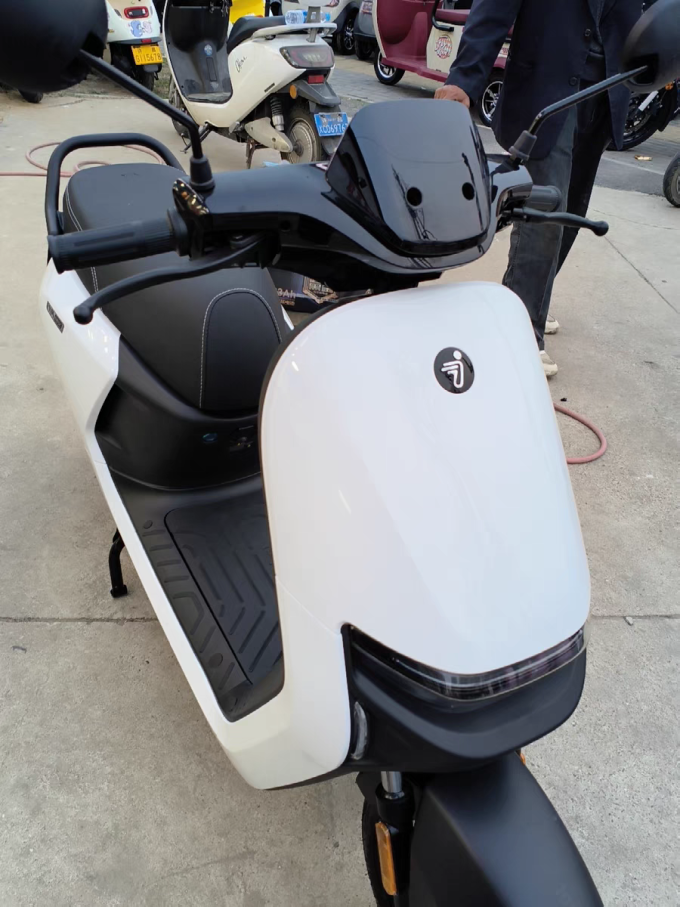 九号电动车怎么样 九号电摩,太酷了_什么值得买