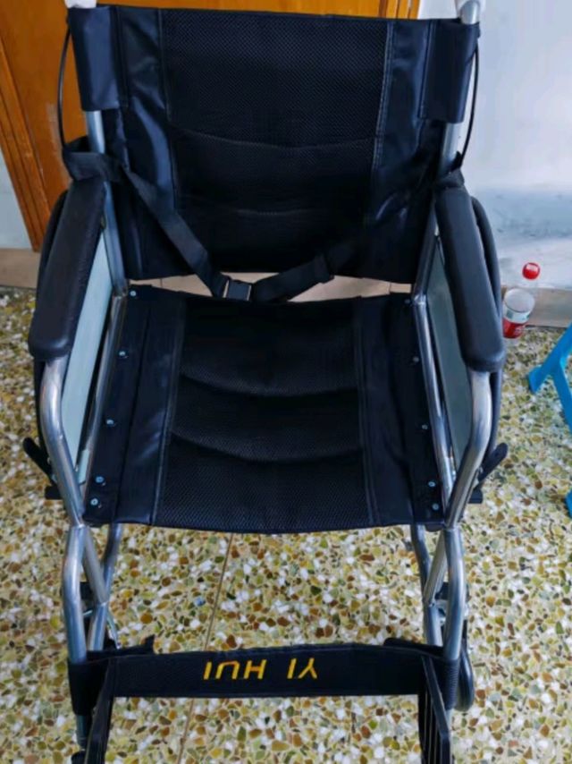 怡辉轮椅折叠老人轻便旅行手推车超轻减震手推轮椅老人可折叠便携式医用家用老年人残疾人运动轮椅车