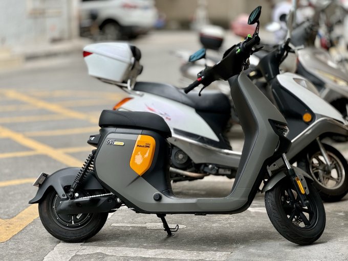 九号f90m电动车智能科技引领便捷通勤