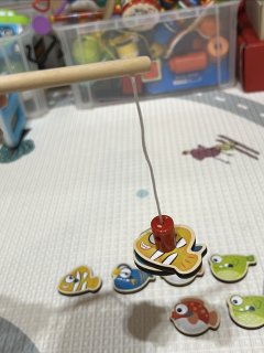 不到4块的hape钓鱼玩具，太便宜了！