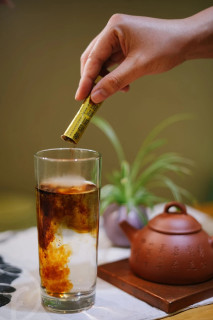挑战传统普洱茶