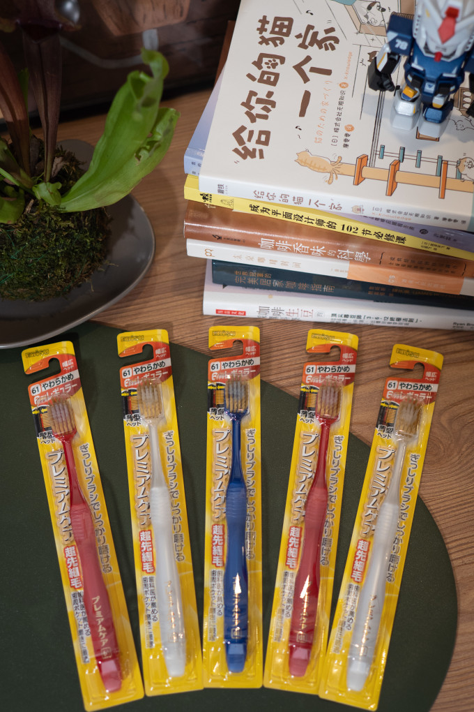 惠百施牙刷