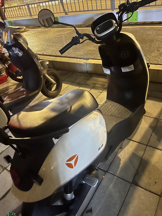 雅迪电动车