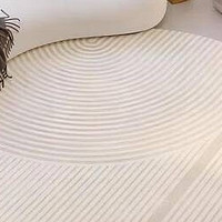 七棉圆形地毯：卧室床边的温馨画卷