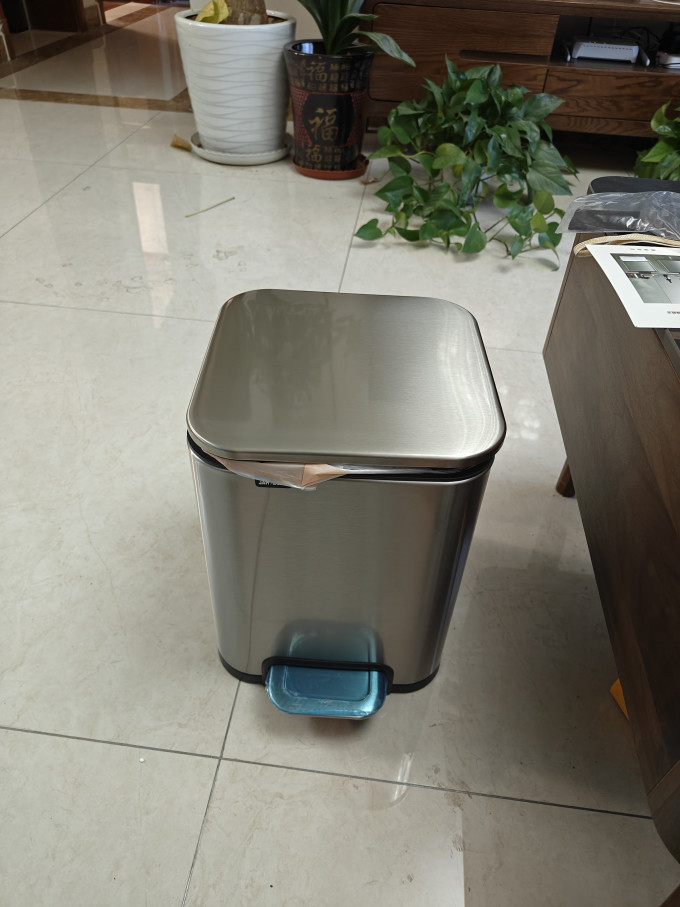 洁安惠垃圾桶