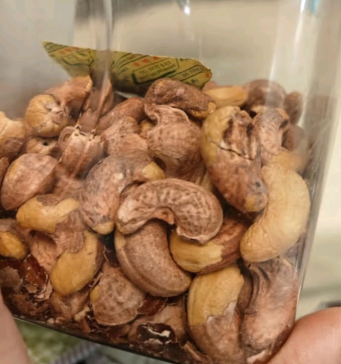 百草味腰果