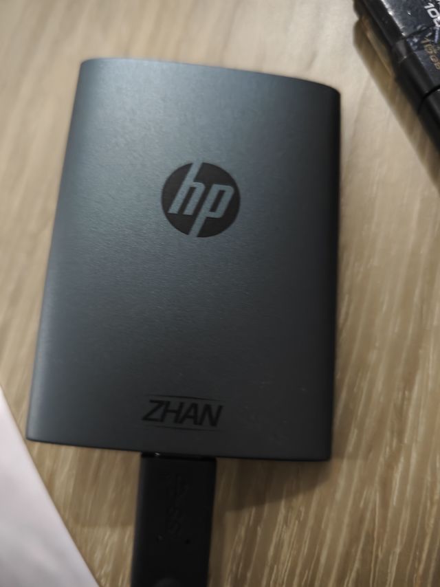 这个可以存放好多老师资料了