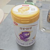 伊利金领冠奶粉