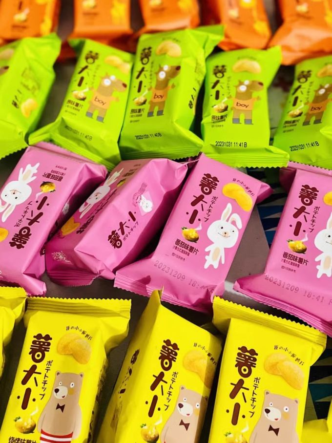 阿婆家的膨化食品