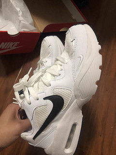 NIKE AIR MAX FUSION：复古风潮，舒适再升级