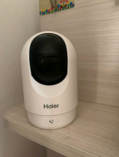 海尔（Haier）无线家用摄像头手机远程监控器360度无死角带夜视全景语音自动旋转可对话室内外云台