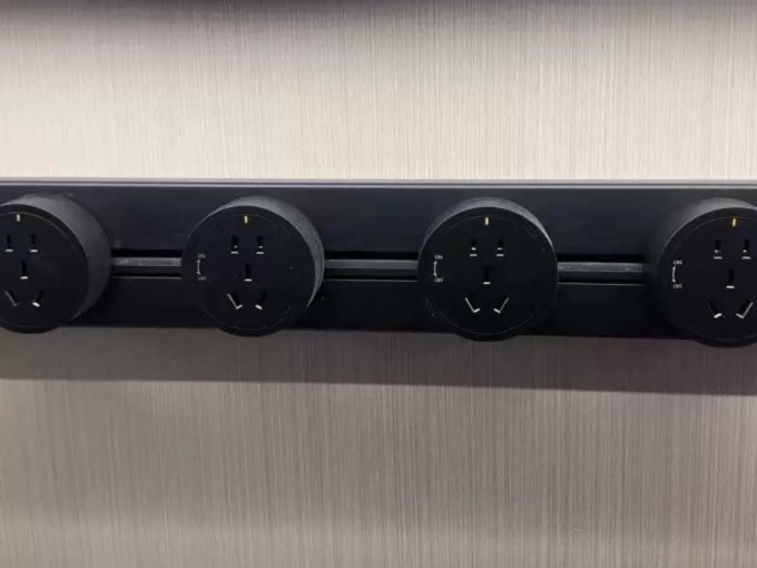 开关
