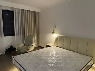 林氏家居：欧式轻奢真皮沙发，打造简约现代客厅新风尚