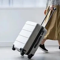 家居家电 篇五：有什么适合出国留学的行李箱？