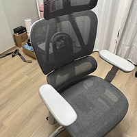 永艺Act100人体工学椅：舒适与实用并存的办公选择
