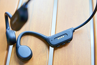 音乐与运动兼得，戴灵S700骨传导耳机