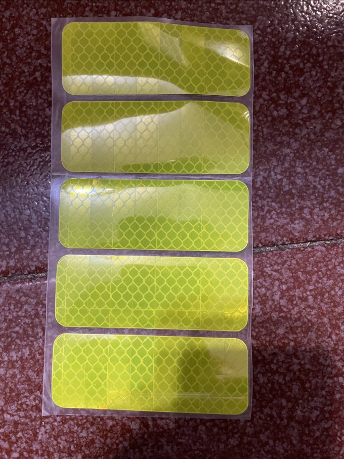 合信源车贴