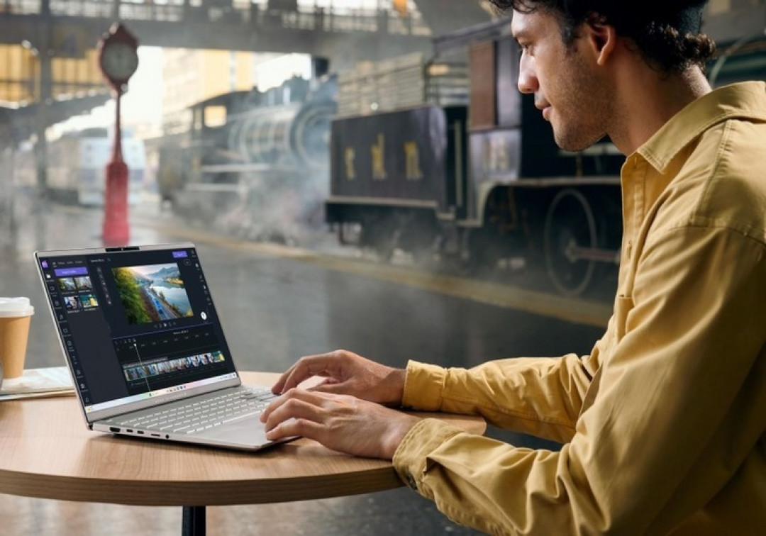 电脑展丨华硕发布 Zenbook S16 锐龙版笔记本,超薄机身、搭AMD Ryzen AI 9 365处理器、3K OLED屏
