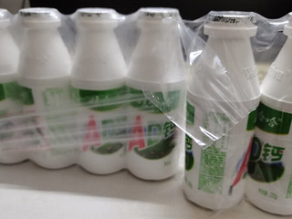 🥛🍼 娃哈哈AD钙奶，童年的味道，今日再续！🍼🥛