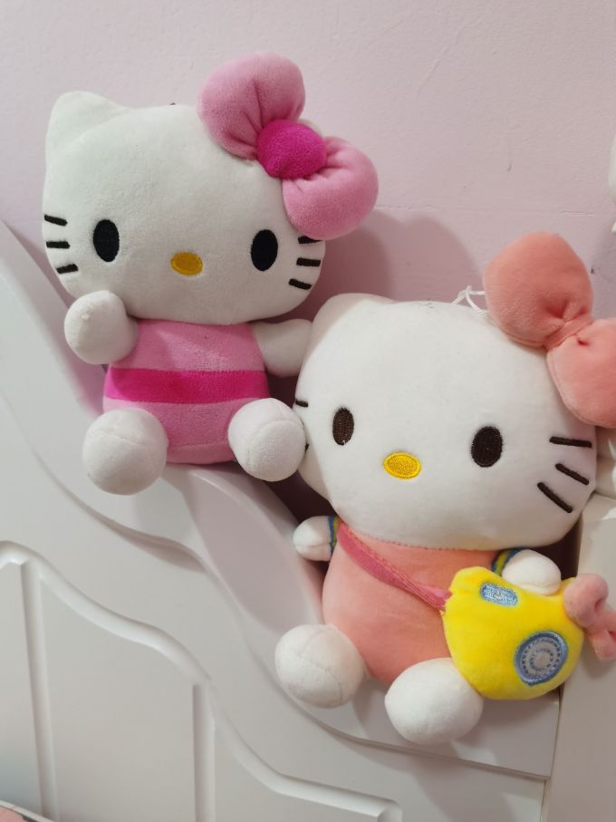 凯蒂猫毛绒布艺