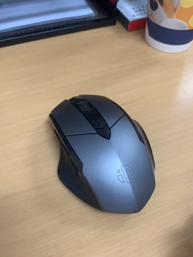 看推荐买了一个在办公室，使用了两周，很静音，按键没有声音，但不影响手感，看评价都说能用几年不坏。