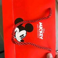 迪士尼钢笔礼盒：书写顺滑，颜值出众，送礼自用两相宜！