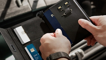 Spigen 护照夹 拥有RFID防盗刷功能的护照夹 卡位周全还配了取卡针 出国带上陪你看世界