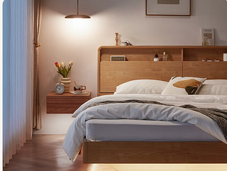 此款床的设计简约大方，符合北欧风格的特点