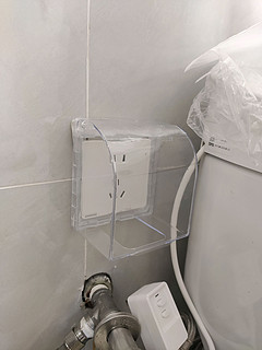 卫生间的插座记得做好防水